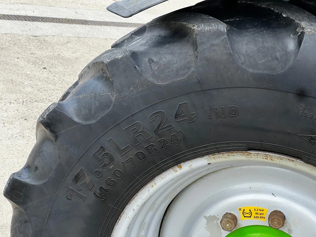 Телескопичен товарач Merlo TF42.7CS140, снимка 11 - Селскостопанска техника - 56328458
