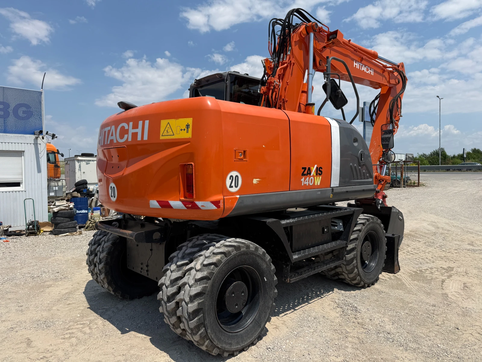 Багер Hitachi ZX 140 W-3, снимка 14 - Индустриална техника - 55560108