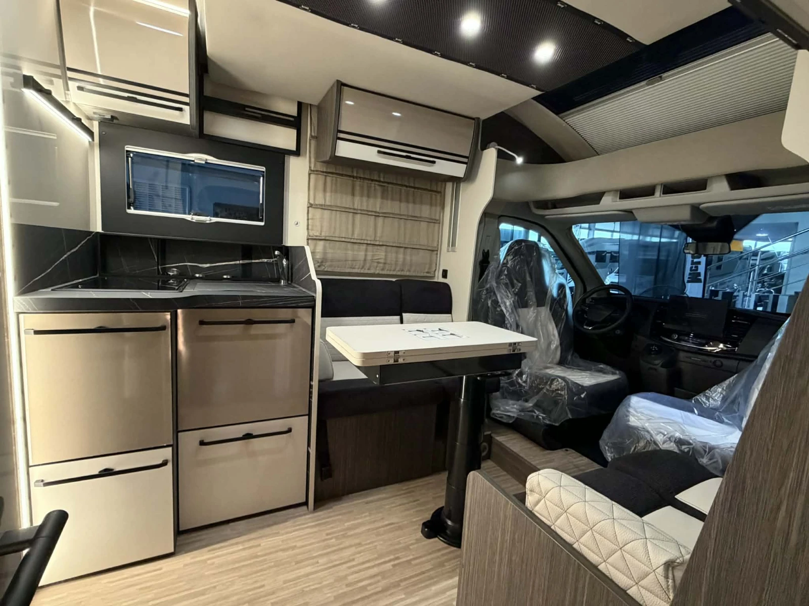 ������ McLouis MC4 870 2026 AT8 165�.�. | Mobile.bg � ����������� 4