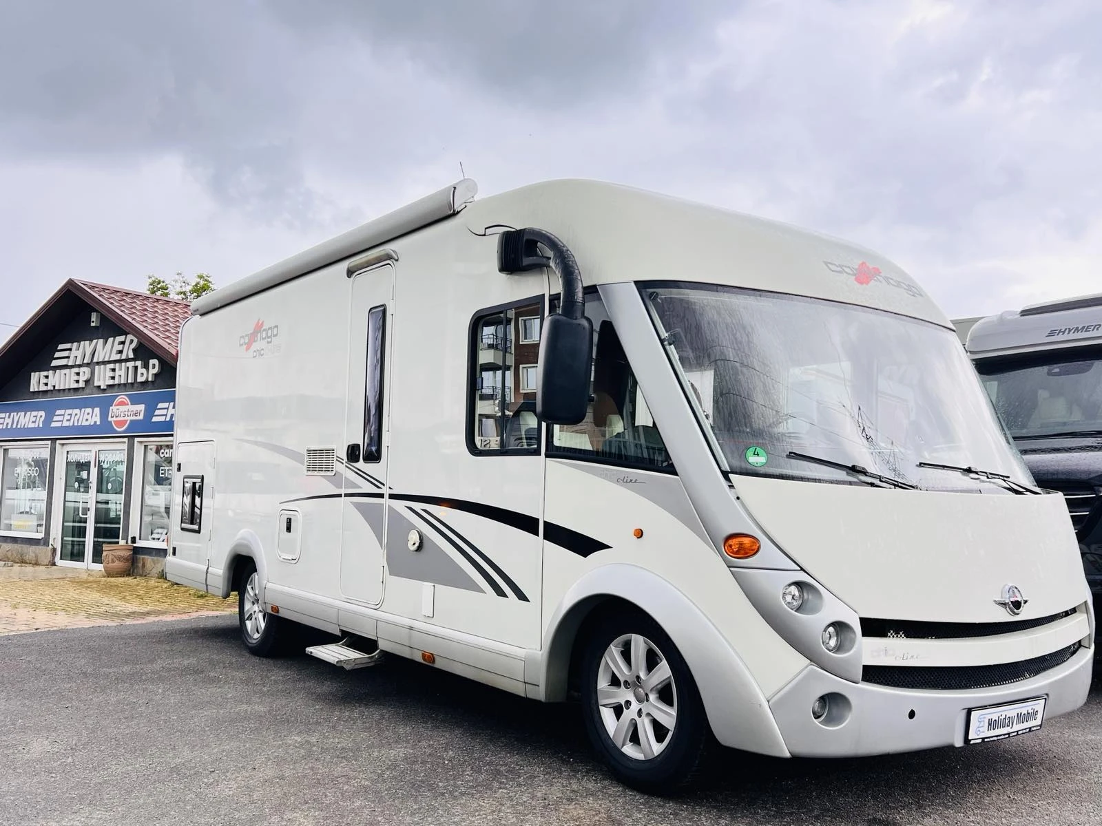 Кемпер Carthago Chic C-Line 4.7 Климатик