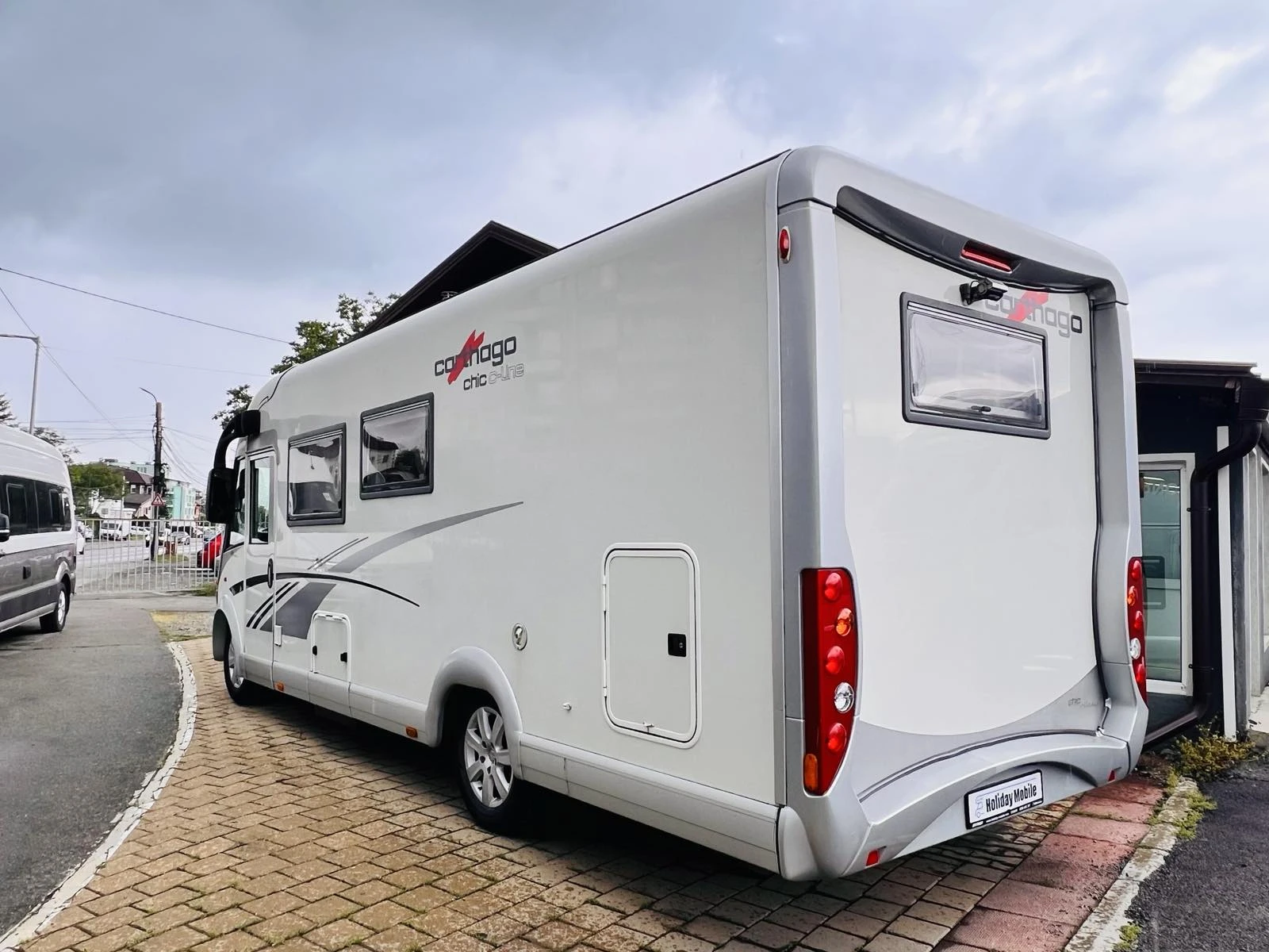 Кемпер Carthago Chic C-Line 4.7 Климатик, снимка 5 - Каравани и кемпери - 54652622