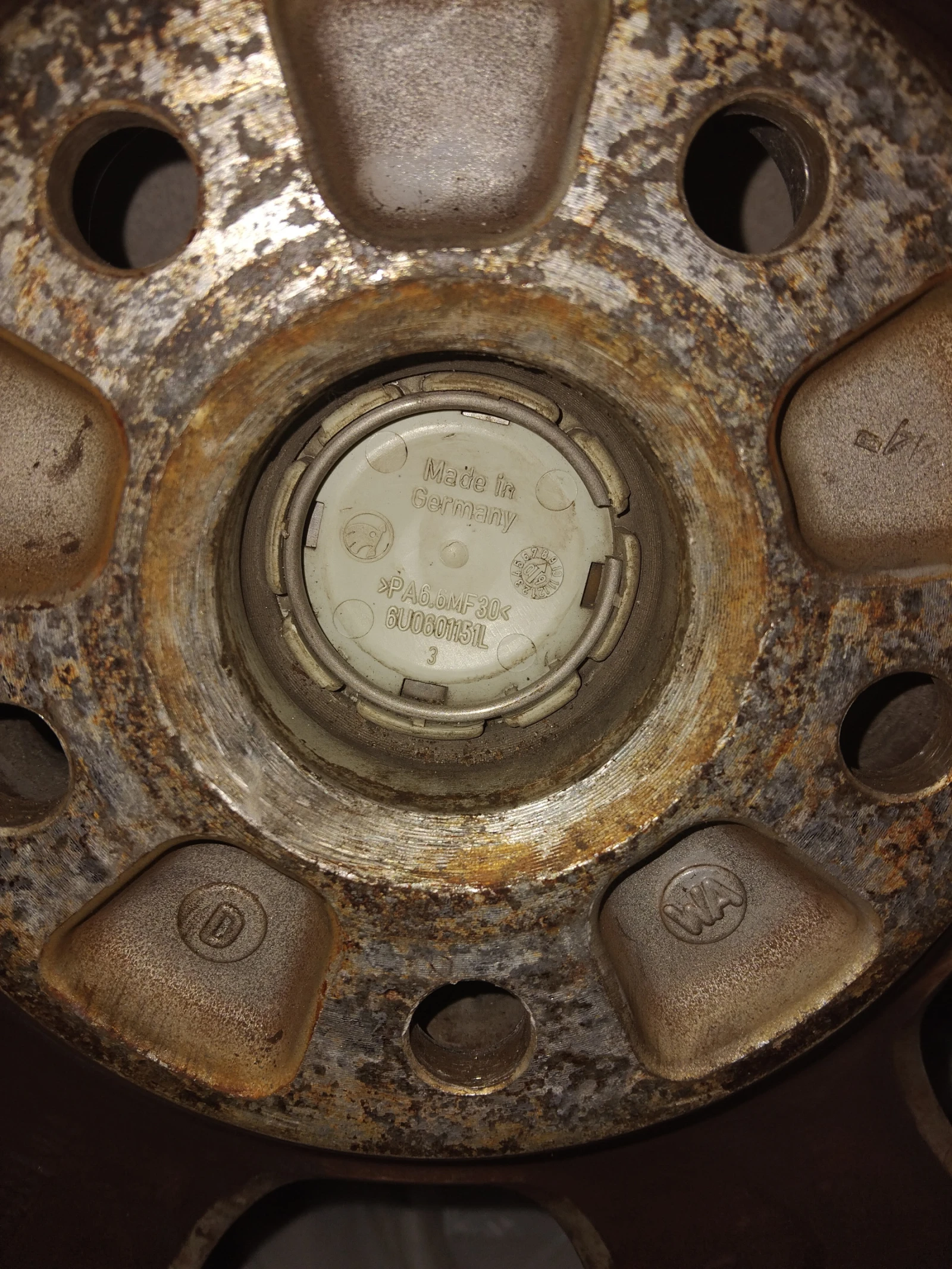 Гуми с джанти BF Goodrich 205/55R16, снимка 6 - Гуми и джанти - 54728901