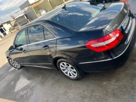 Mercedes-Benz E 220, снимка 3