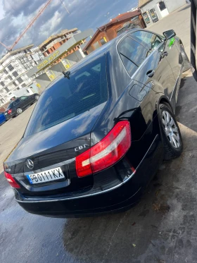 Mercedes-Benz E 220, снимка 5