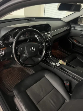 Mercedes-Benz E 220, снимка 9