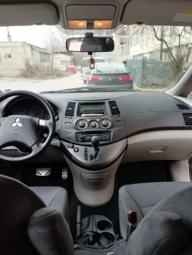 Mitsubishi Grandis 2.4, снимка 6