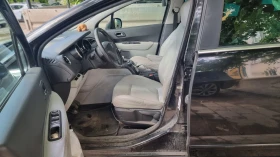 Peugeot 5008 2.0 HDI, head up, кожа, подгрев, снимка 5