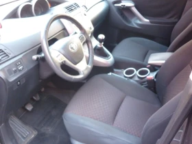 Обява за продажба на Toyota Verso 2.0 D4D ~9 500 лв. - изображение 6 | Auto.bg Обява за продажба на Toyota Verso 2.0 D4D ~9 500 лв. - изображение 6
