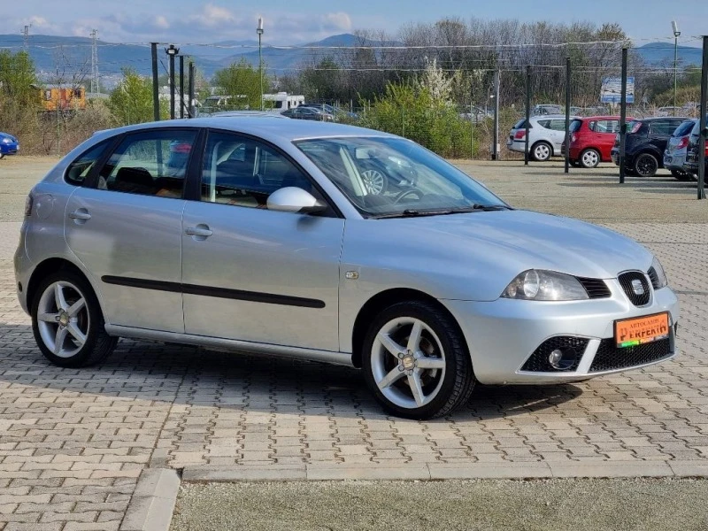 Seat Ibiza 1.2 газ/бензин, снимка 6 - Автомобили и джипове - 40323416