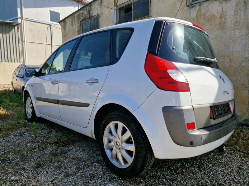 Renault Scenic 2.0D АВТОМАТИК!, снимка 8 - Автомобили и джипове - 46175574