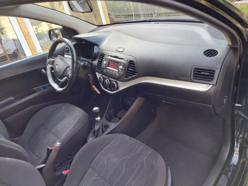 Kia Picanto 1.0!, снимка 9 - Автомобили и джипове - 47015752