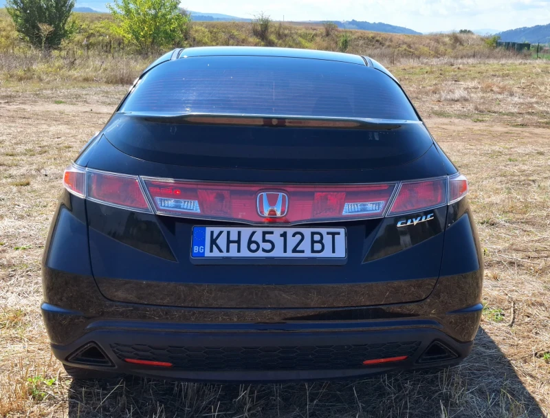 Honda Civic 1.8i VTEC 80000км РЕАЛНИ!, снимка 6 - Автомобили и джипове - 47236948