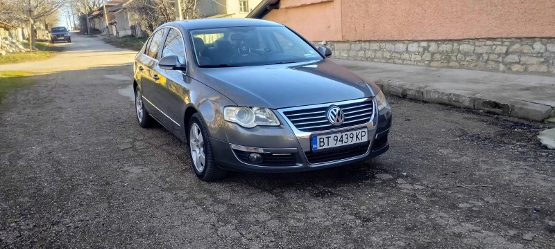 VW Passat 2.0 TDI, снимка 8 - Автомобили и джипове - 49136373