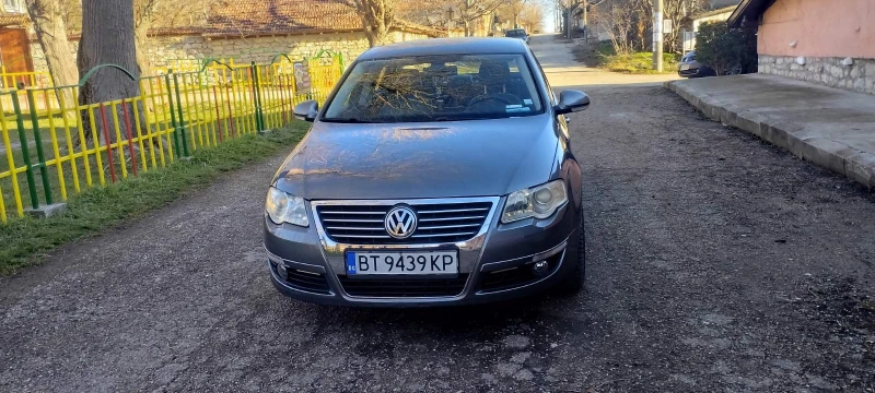 VW Passat 2.0 TDI, снимка 1 - Автомобили и джипове - 49136373