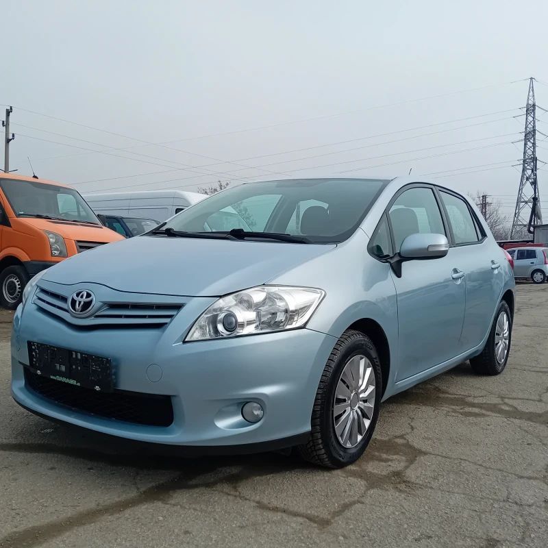 Toyota Auris 1.33 фейслифт , снимка 2 - Автомобили и джипове - 49474801