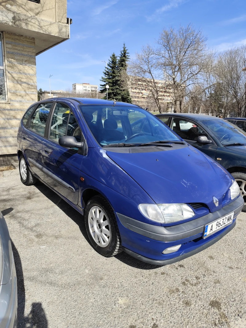 Renault Scenic, снимка 3 - Автомобили и джипове - 49553628