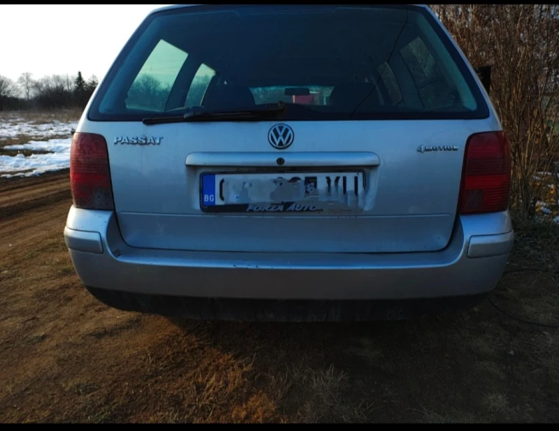 VW Passat 1.8, снимка 2 - Автомобили и джипове - 51911221