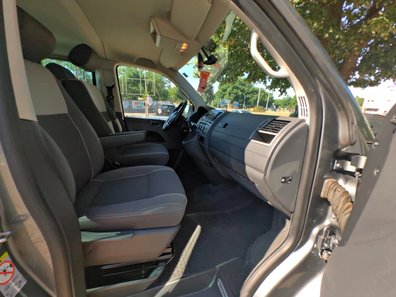 VW Multivan 2.0TDI!140k.c.!ШВЕЙЦАРИЯ!7МЕСТА!ТОП СЪСТОЯНИЕ!, снимка 10 - Автомобили и джипове - 51468054