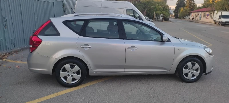 Kia Ceed 1.4i БЕНЗИН, снимка 7 - Автомобили и джипове - 51817009