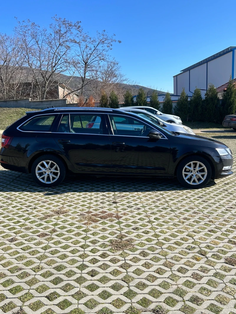 Skoda Octavia, снимка 4 - Автомобили и джипове - 52395017