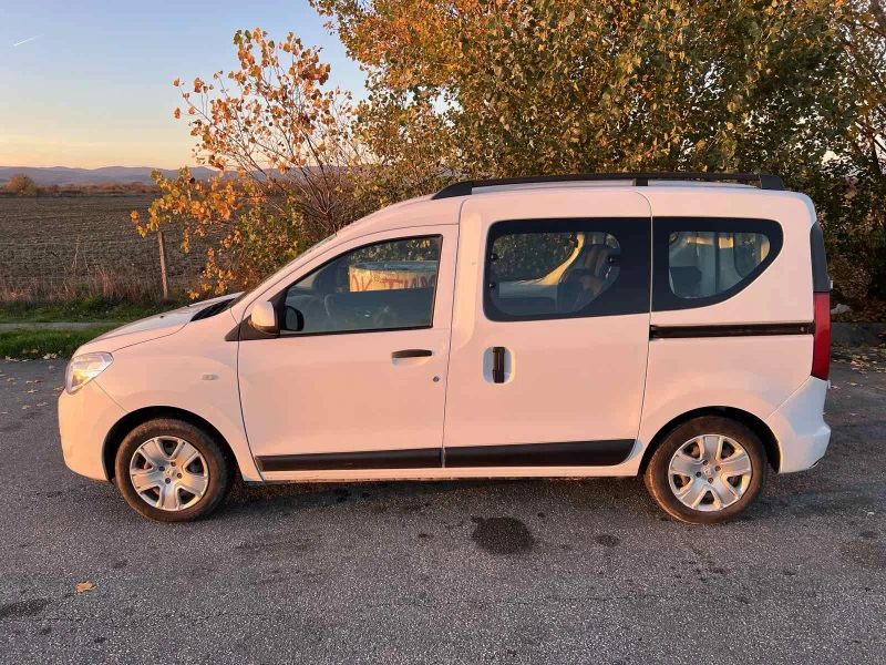 Dacia Dokker, снимка 6 - Автомобили и джипове - 52824743