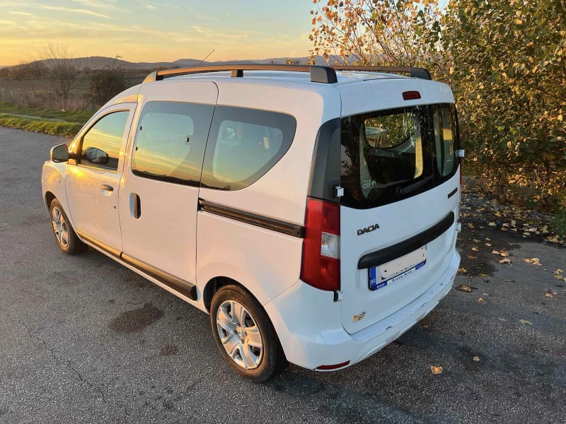 Dacia Dokker, снимка 3 - Автомобили и джипове - 52824743