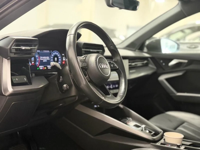 Audi A3 * Komfort * CARFAX * БЕЗ ПЪРВОНАЧАЛНА ВНОСКА, снимка 10 - Автомобили и джипове - 52959913