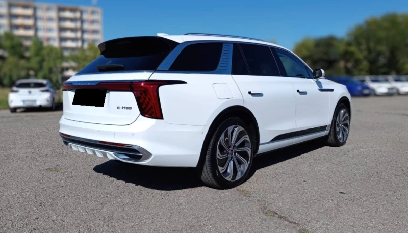 HongQi E-HS9 120kWh Long Range, снимка 3 - Автомобили и джипове - 53189747
