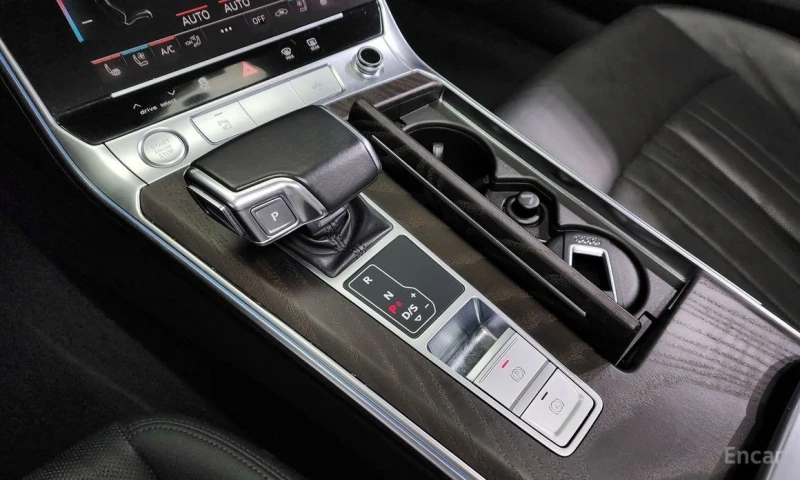 Audi A6, снимка 9 - Автомобили и джипове - 53205377