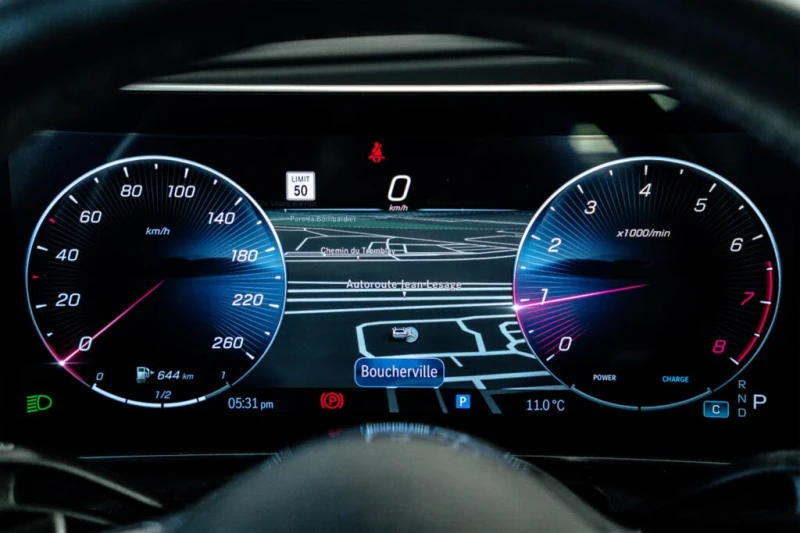 Mercedes-Benz C 300 AMG-Optic * АвтоКредит* (ЦЕНА ДО БГ), снимка 9 - Автомобили и джипове - 53205605