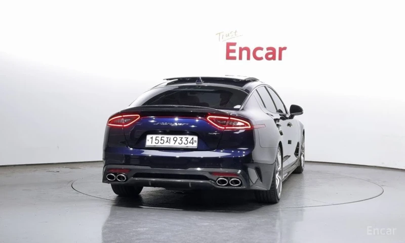Kia Stinger, снимка 4 - Автомобили и джипове - 53238099