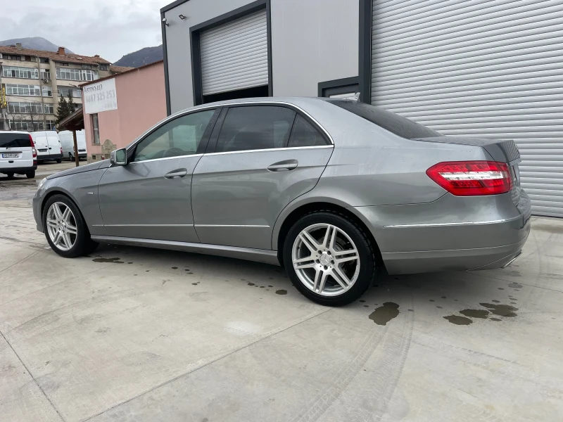 Mercedes-Benz E 220 CDI / AVANTGARDE, снимка 5 - Автомобили и джипове - 53425468