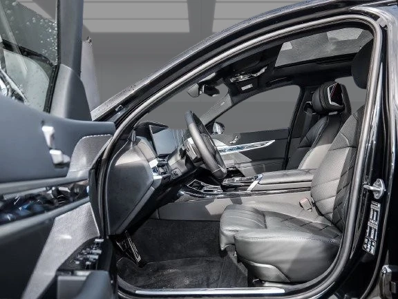 BMW 740 d xDrive = M-Sport Pro = Гаранция, снимка 7 - Автомобили и джипове - 55890235