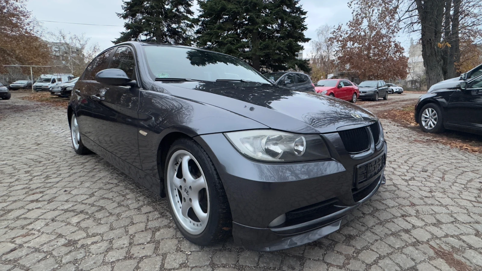 BMW 320 2.0i-АВТОМАТИК - изображение 3