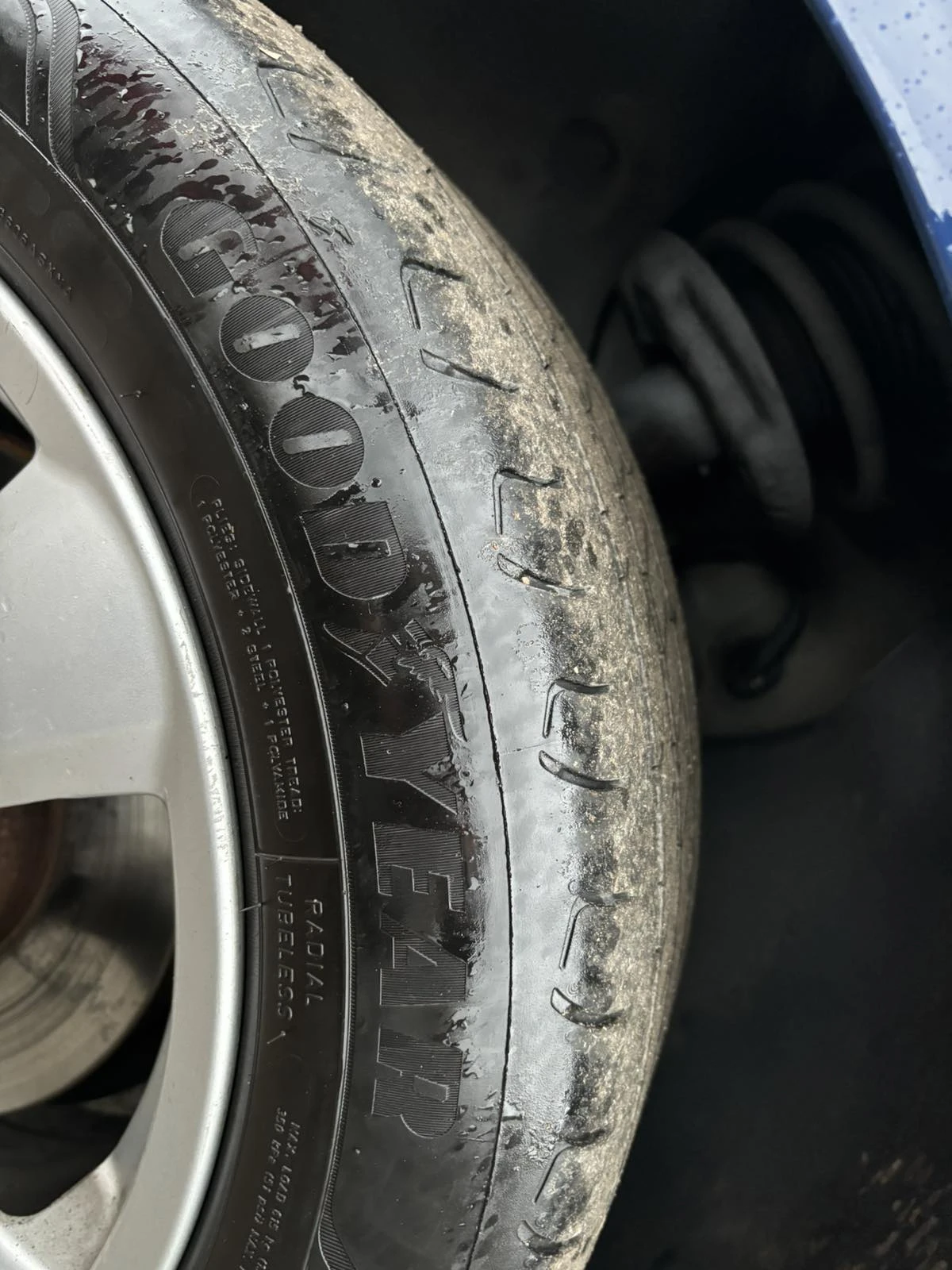 VW Touran 1.9 TDI   105       | Mobile.bg   13