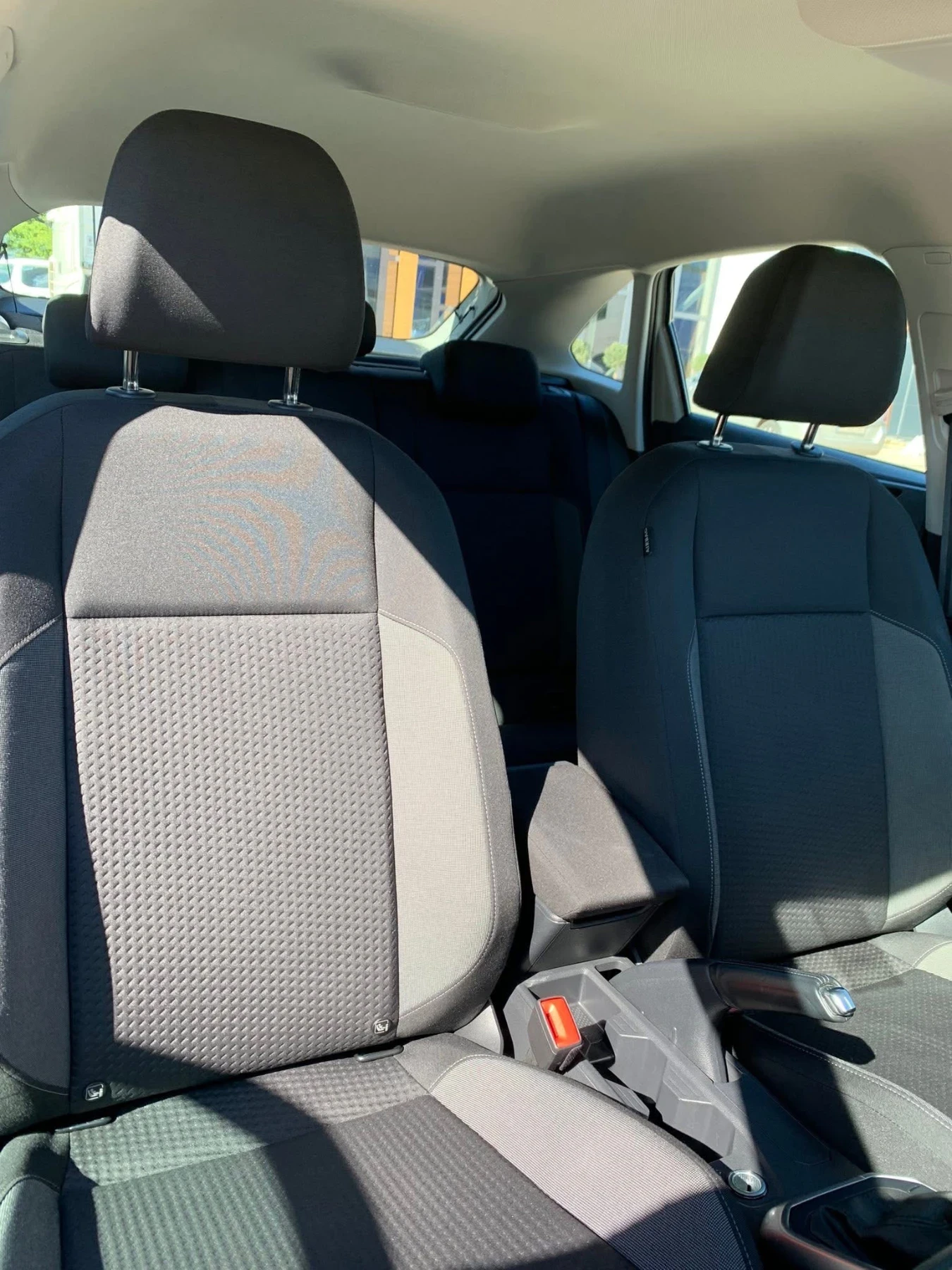 VW Taigo  - изображение 10