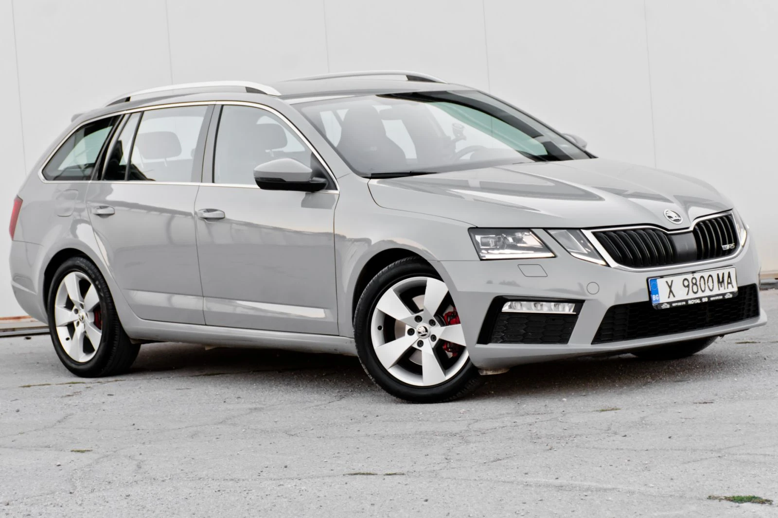 Skoda Octavia VRS/ Nardo Gray/ Distronic/ DSG/ 2.0 TDI - изображение 8