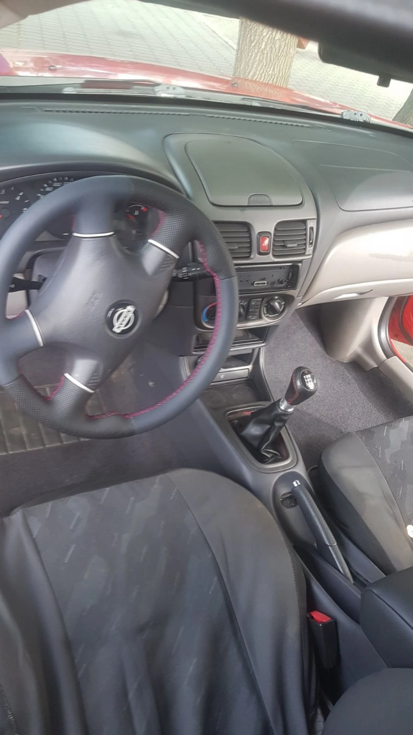 Nissan Almera  - изображение 4
