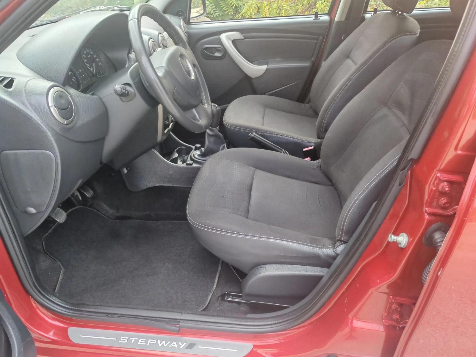 Dacia Sandero 1.6I GAZ STEPWEY 2011G | Mobile.bg   13