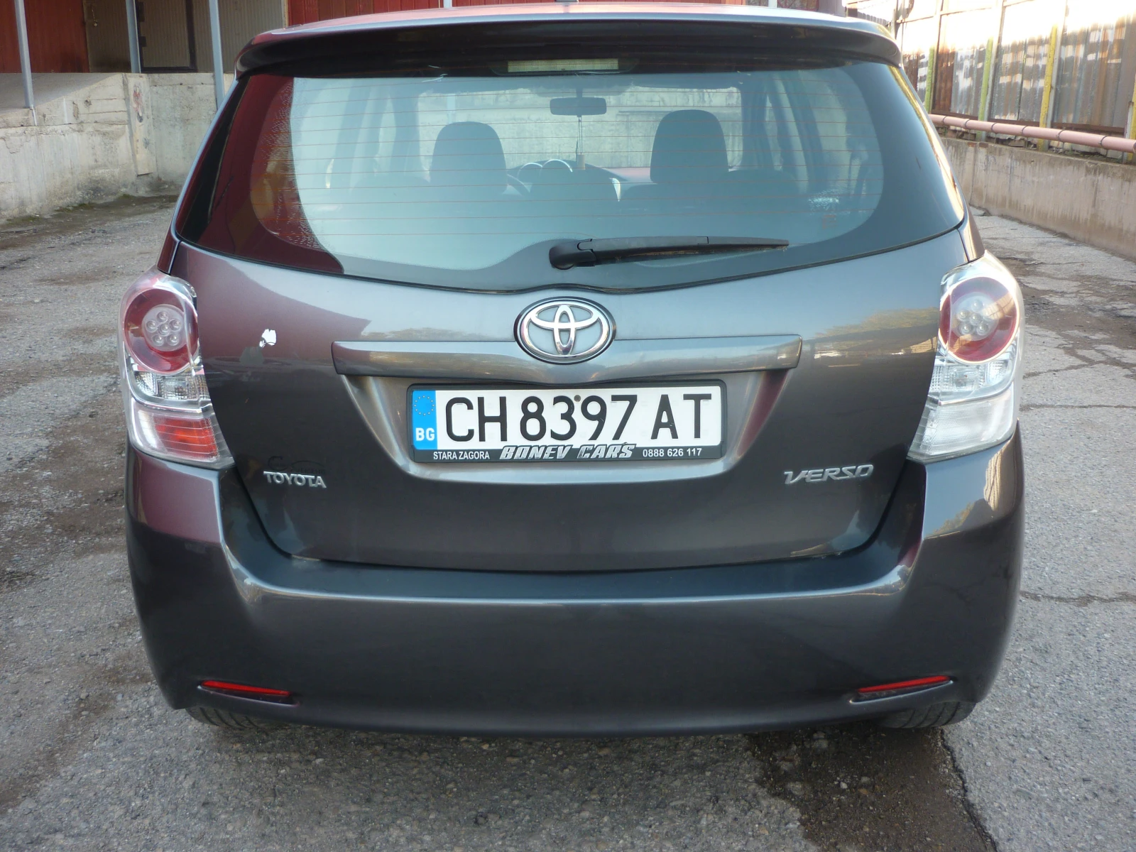 Toyota Verso 2.0 D4D - изображение 6