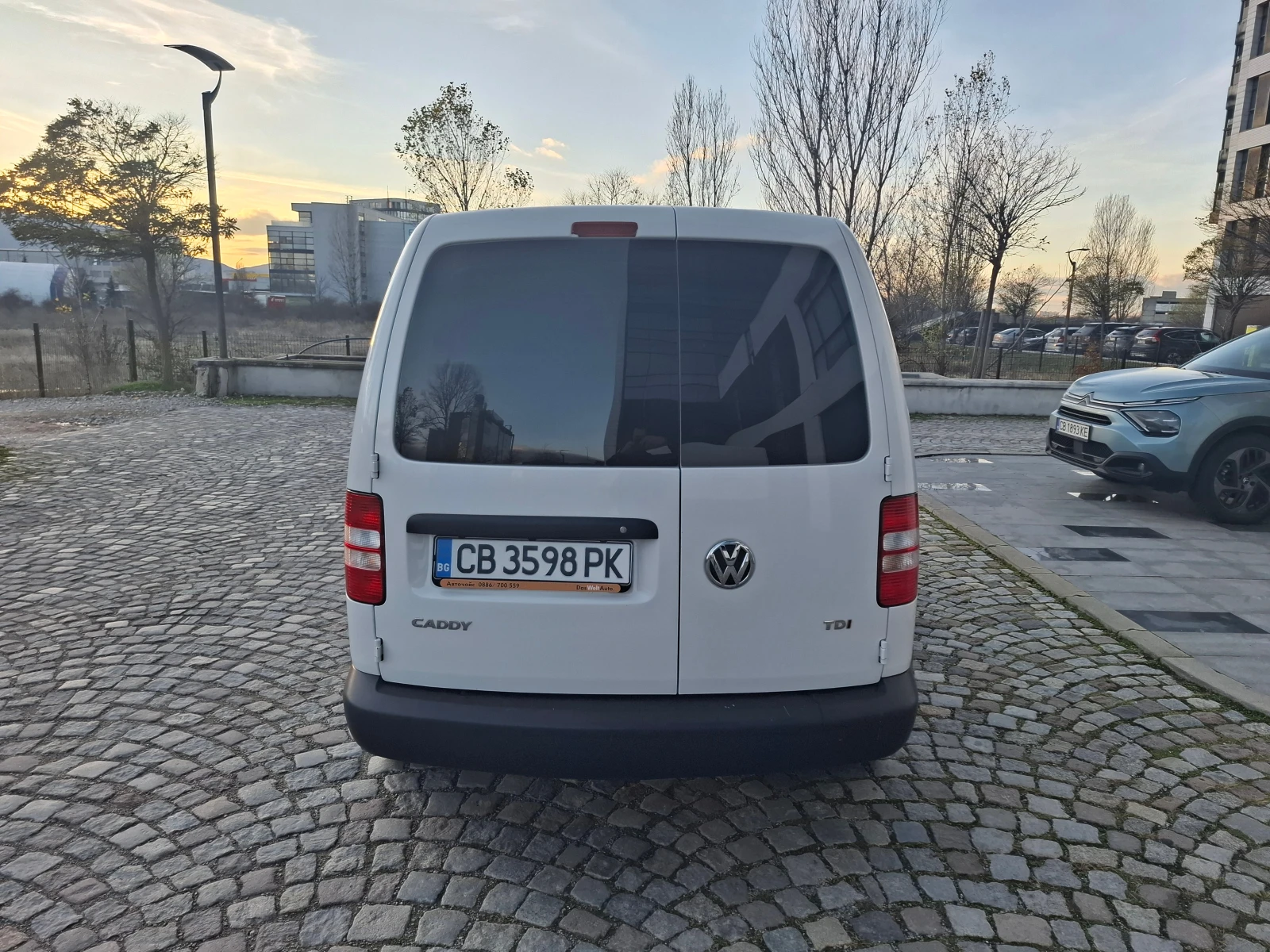 VW Caddy Casten 1.6 TDI - изображение 5