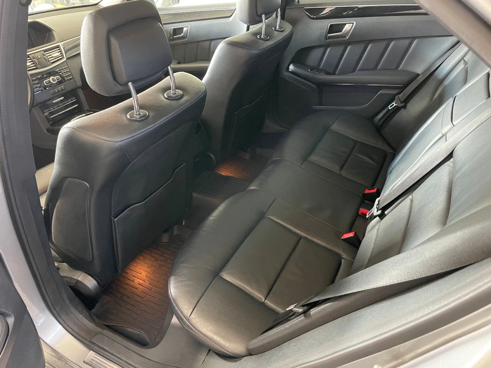 Mercedes-Benz E 220 CDI / AVANTGARDE | Mobile.bg � ����������� 11