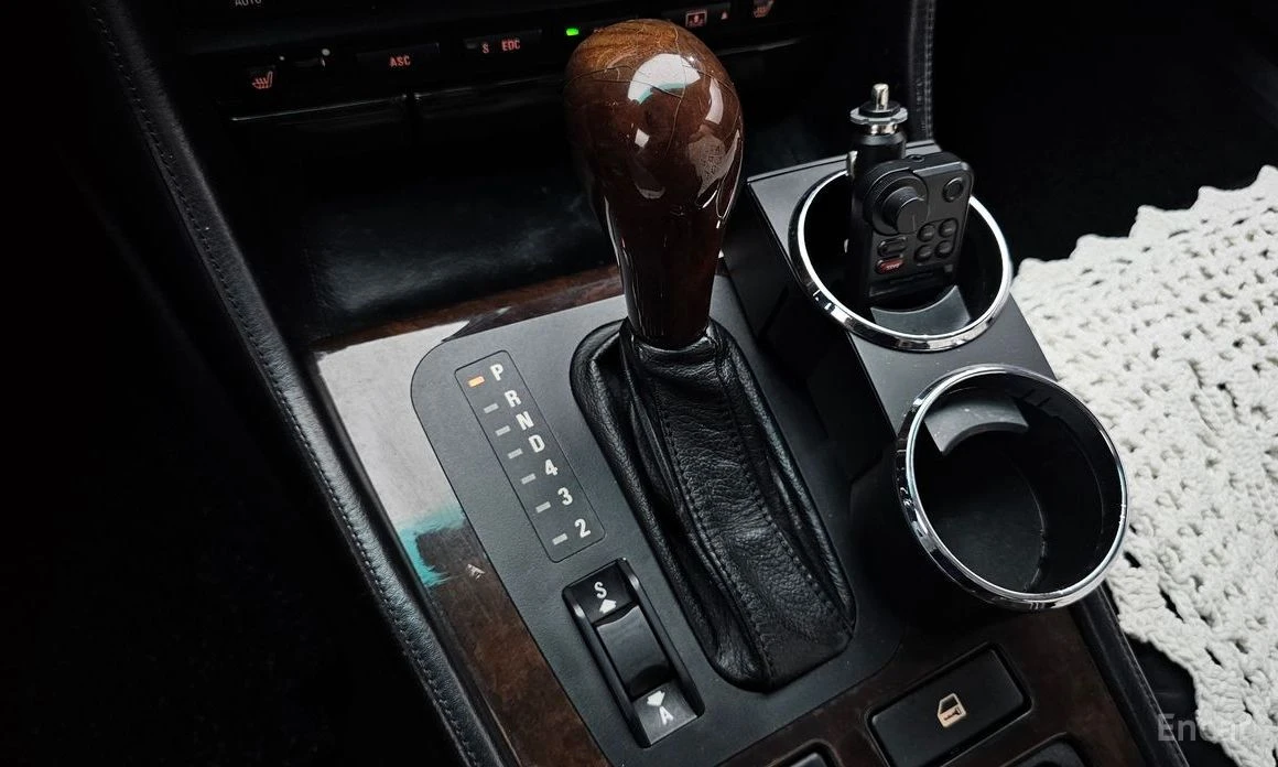 BMW 740  - изображение 9