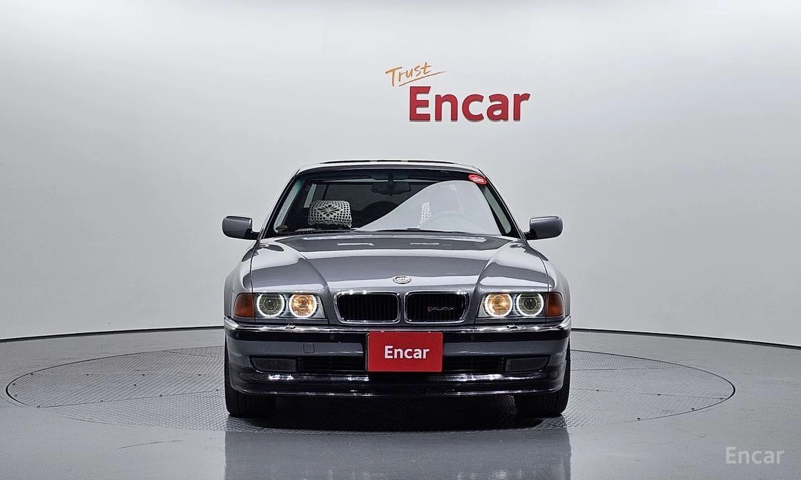 BMW 740  - изображение 3