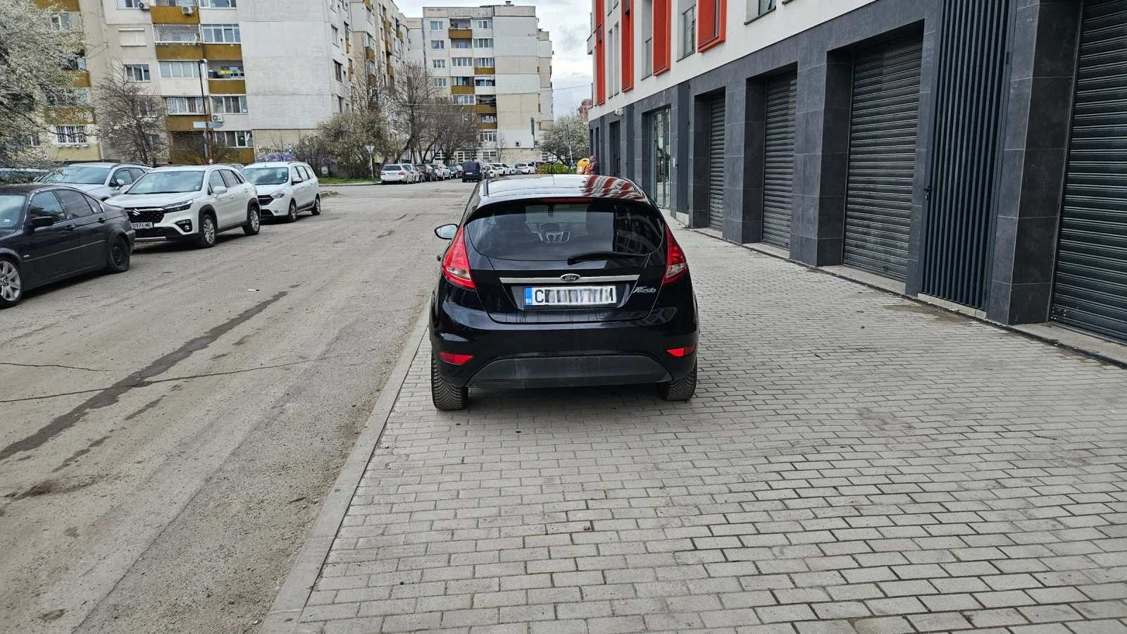 Ford Fiesta 1, 4 бензин/ lpg, снимка 7 - Автомобили и джипове - 54024144