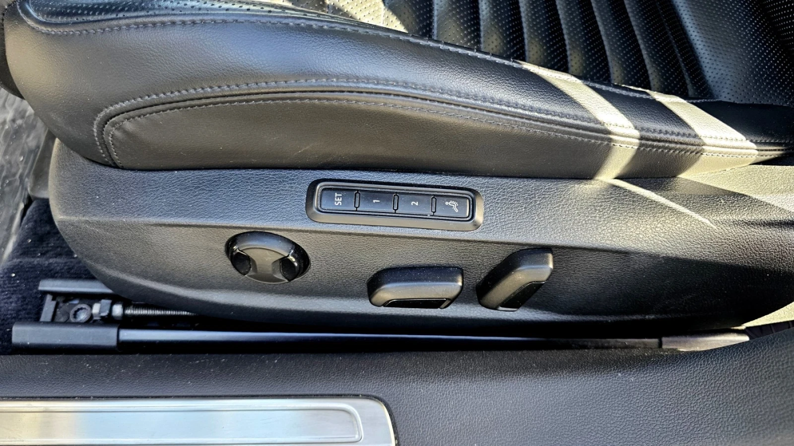 VW Passat, снимка 13 - Автомобили и джипове - 54363994