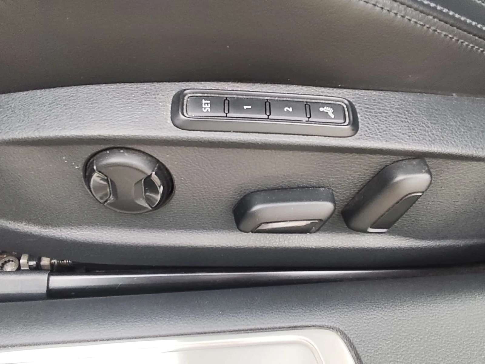 VW Passat, снимка 11 - Автомобили и джипове - 54363994