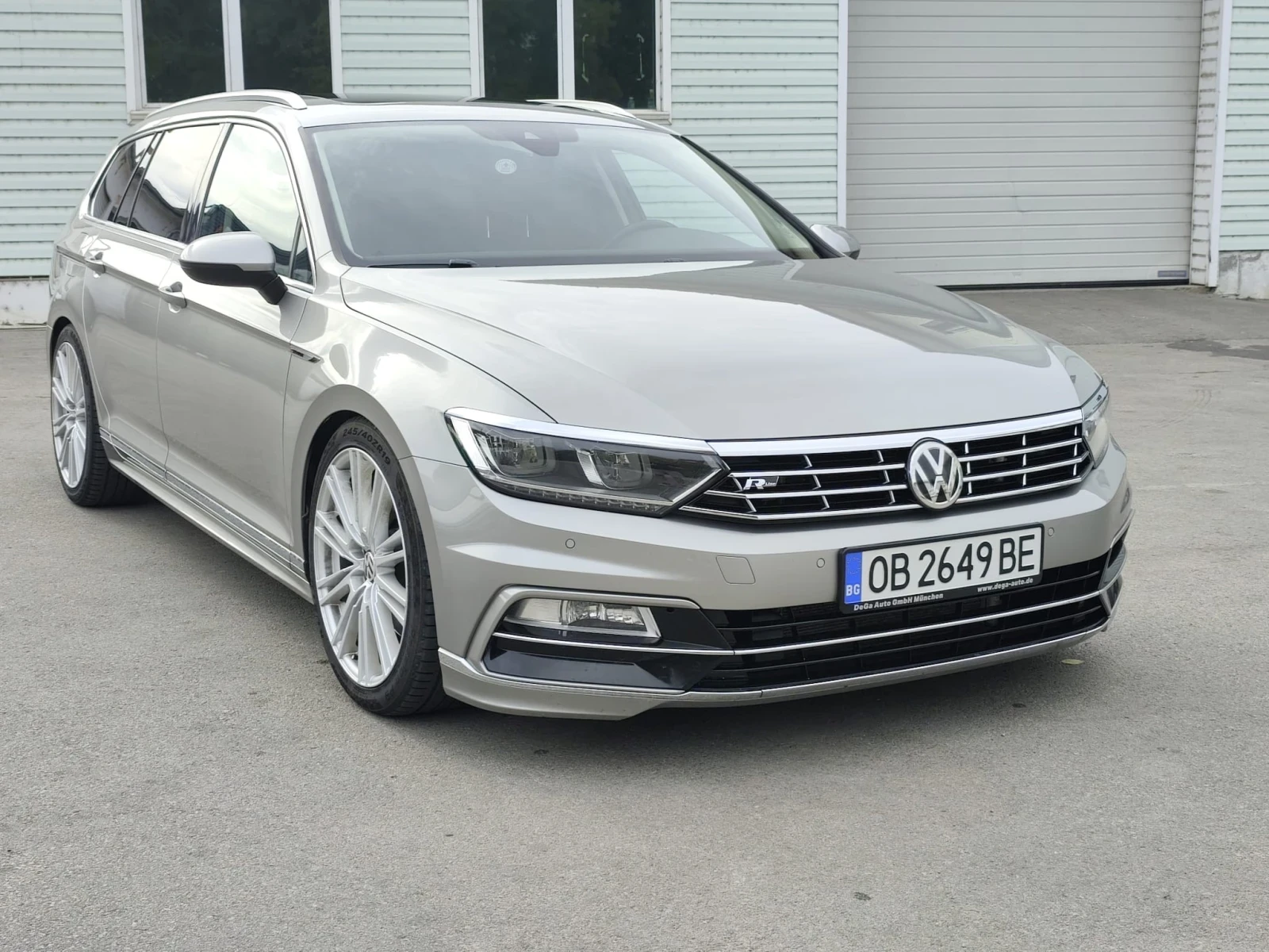 VW Passat, снимка 2 - Автомобили и джипове - 54363994