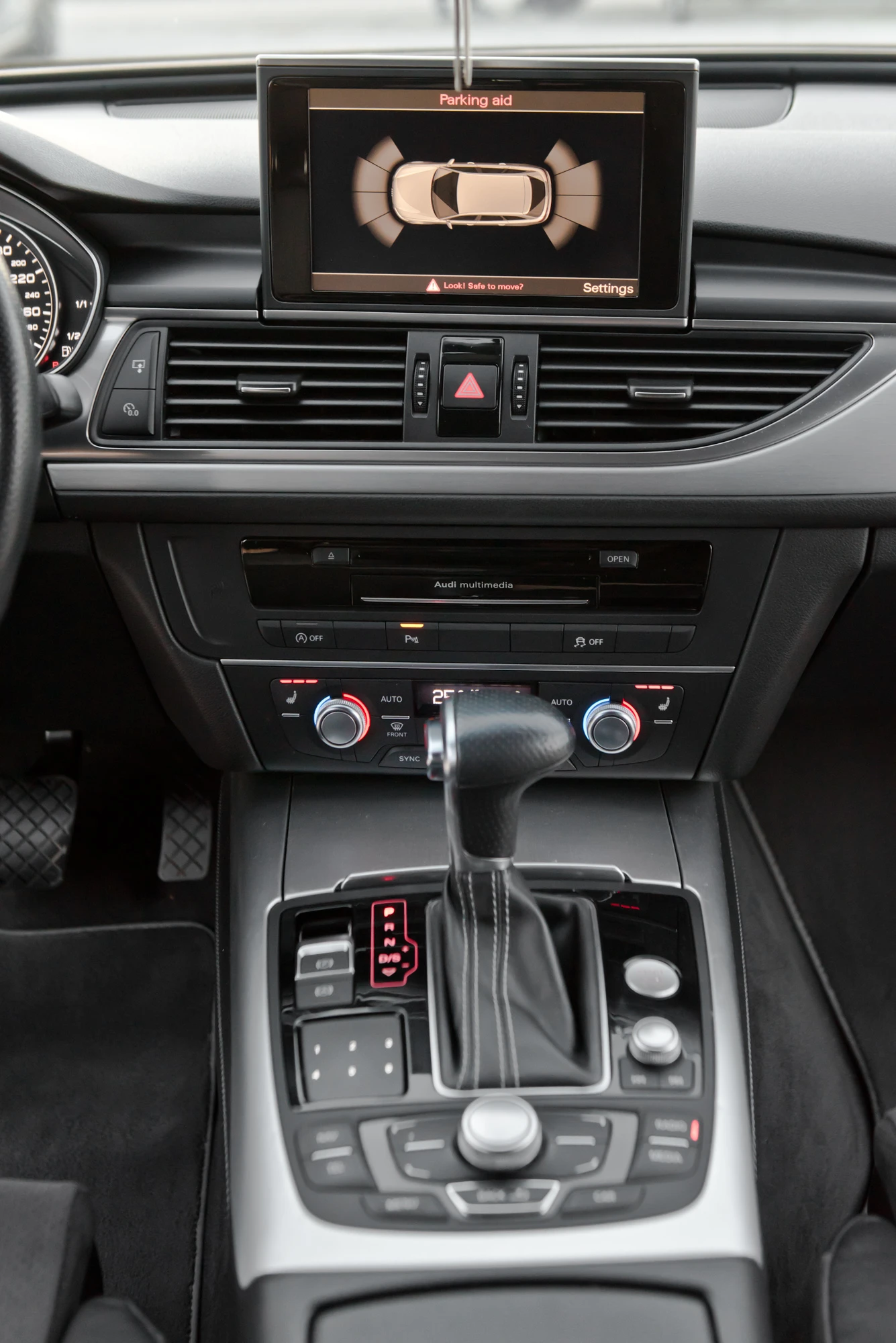 Audi A6 3.0tdi S-line 245ks , снимка 11 - Автомобили и джипове - 54497720