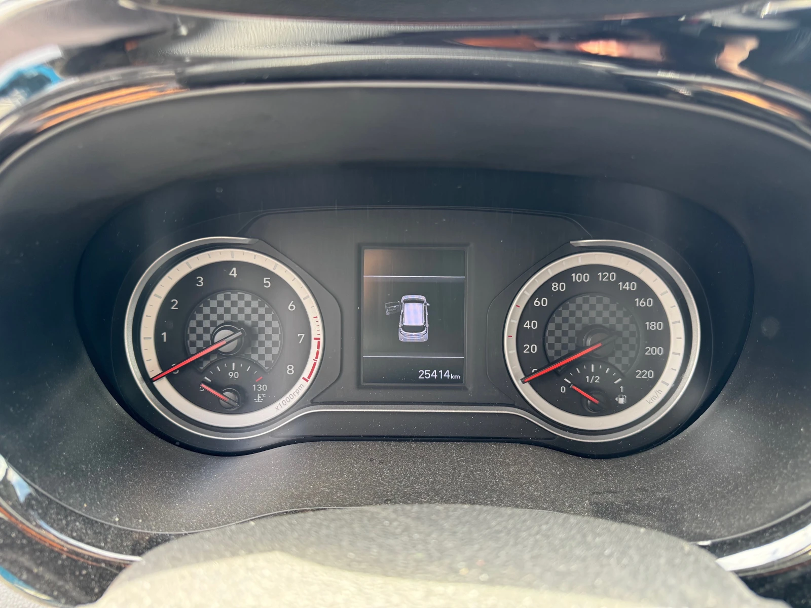 Hyundai I10, снимка 2 - Автомобили и джипове - 54790913
